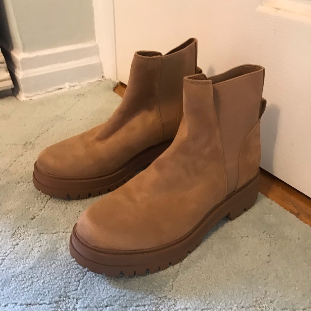 Brown booties NWOT size 7.5M
